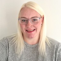 Toni Lewis