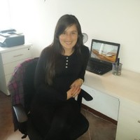 Ximena C.
