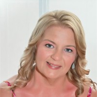 Amanda Lowry