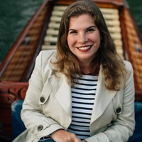 Stephanie Head
