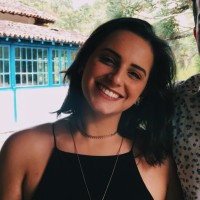 Laura Oliveira Pinto