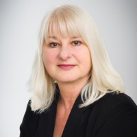 Nikki Staerck