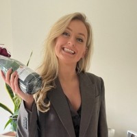 Annie O' Toole