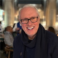 Dr Gary Walker