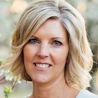 Kelly Elliott