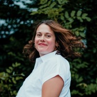 Nicole Cramer, Mba
