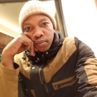 Lucky Ndlozi