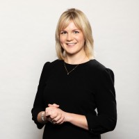 Siân Holmes