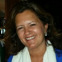 Elena Corrales González