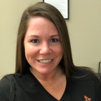 Leslie Lee