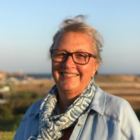 Sandra McLean