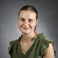 Elena Unger