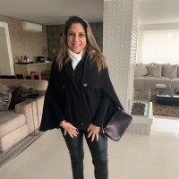 Laura Oliveira