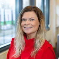 Chantal van der Valk