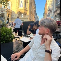 Lukas Backer