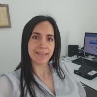 נעמי מקינו