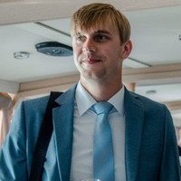 Илья Колесников