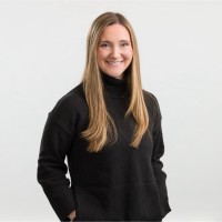 Keri Vecchiariello, Mba