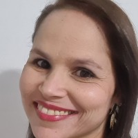 Lívia Parrodi