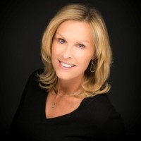 Debbie Travis