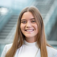 Leila Capozzi, Eit
