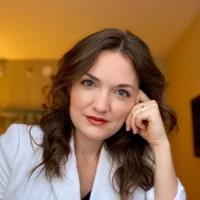 Sarah Hutton