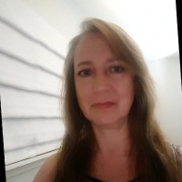 Iryna L.