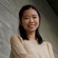 Charmian Lo