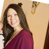 Helen Avella