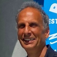 Seth McGowan