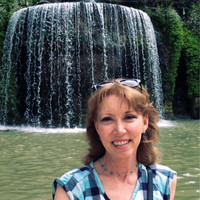 Debbie Hayes Thomas