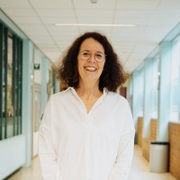 Monique Kusters