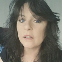 Yvonne Roberts