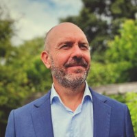 Raymond van der Laan