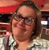 Vicki Knuth