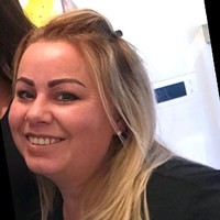 Robinia Meltzer-Pasman