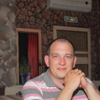 Валентин Попов