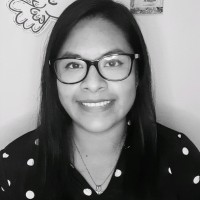 Gladys Purizaca Fiestas
