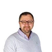 Naouraz Tajer