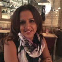 Dee Lakhan