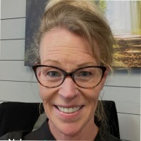 Lora Nelson