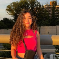 Yasmine M.