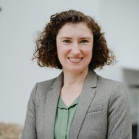 Evelyne Devos