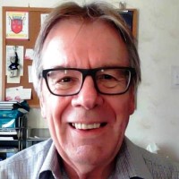 Dr Alan Brown