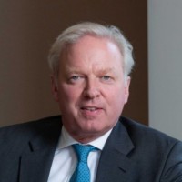 Dr. Nikolaus von Jacobs