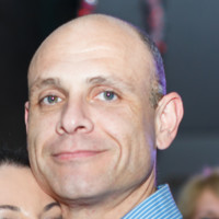 Uri Vainer