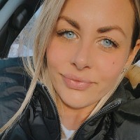 Pamela Bruneau