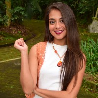 Laura Vichique