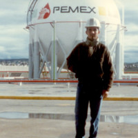 Carlos L. Zamora