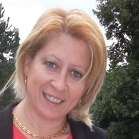 Carmela Leone